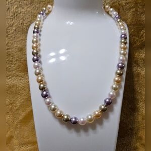 High Quality Simulated Multicolor Pearl Necklace - 2025 Trend